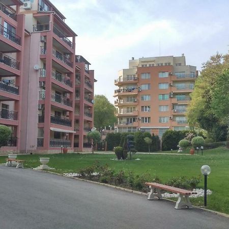 Luxury Sunrise Complex Apartment Golden Sands Luaran gambar