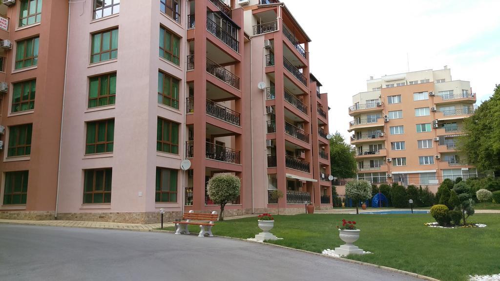 Luxury Sunrise Complex Apartment Golden Sands Luaran gambar