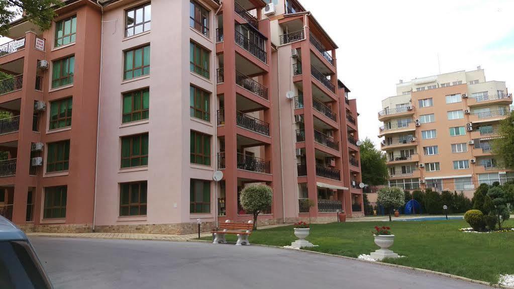 Luxury Sunrise Complex Apartment Golden Sands Luaran gambar